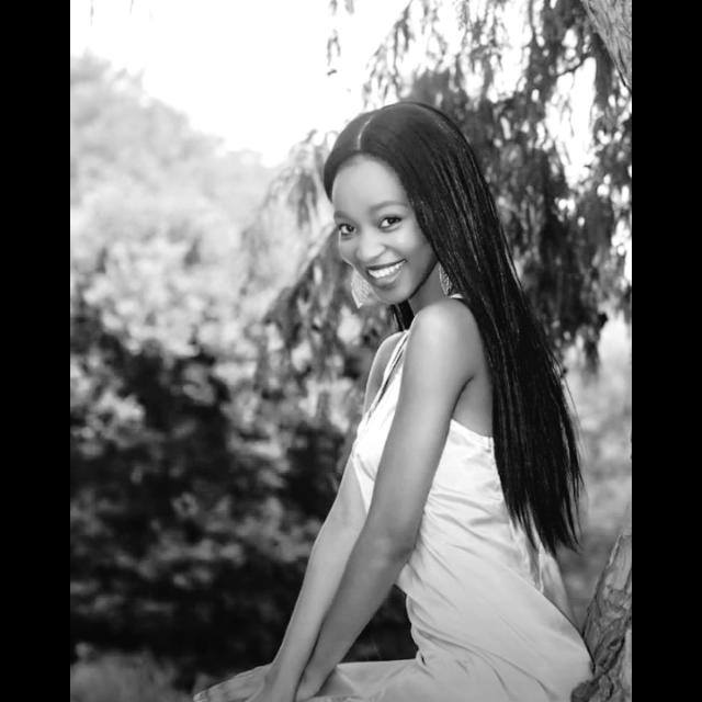 luchreshea's tweet photo. Life is short, live it. Love is rare grab it..... I choose to live&amp;love
# it's handled....GOD❤ https://t.co/y0FZzcrhpB