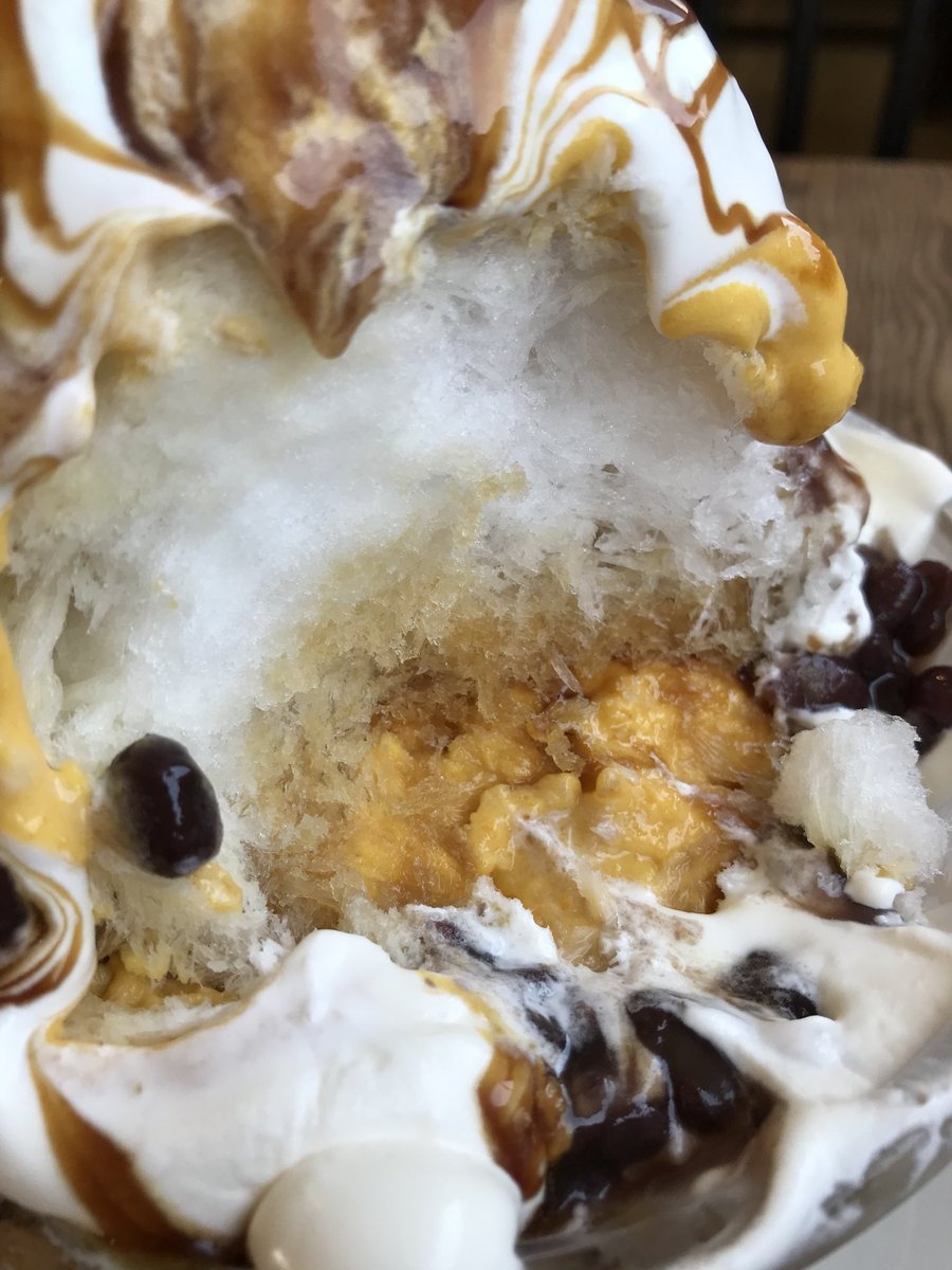 papipapicooo's tweet photo. Journal cafeさんにて🍧
「かぼちゃとあずきの黒みつのかき氷
」
もう何回食べに来てる?w
はまり過ぎてスパン短いw
かぼちゃ好きには食べてほしい。
見た目ほど甘くないよ?
途中、素氷にあるけど気にならない美味しさ♡
#Journalcafe https://t.co/fKDQhwwVW2