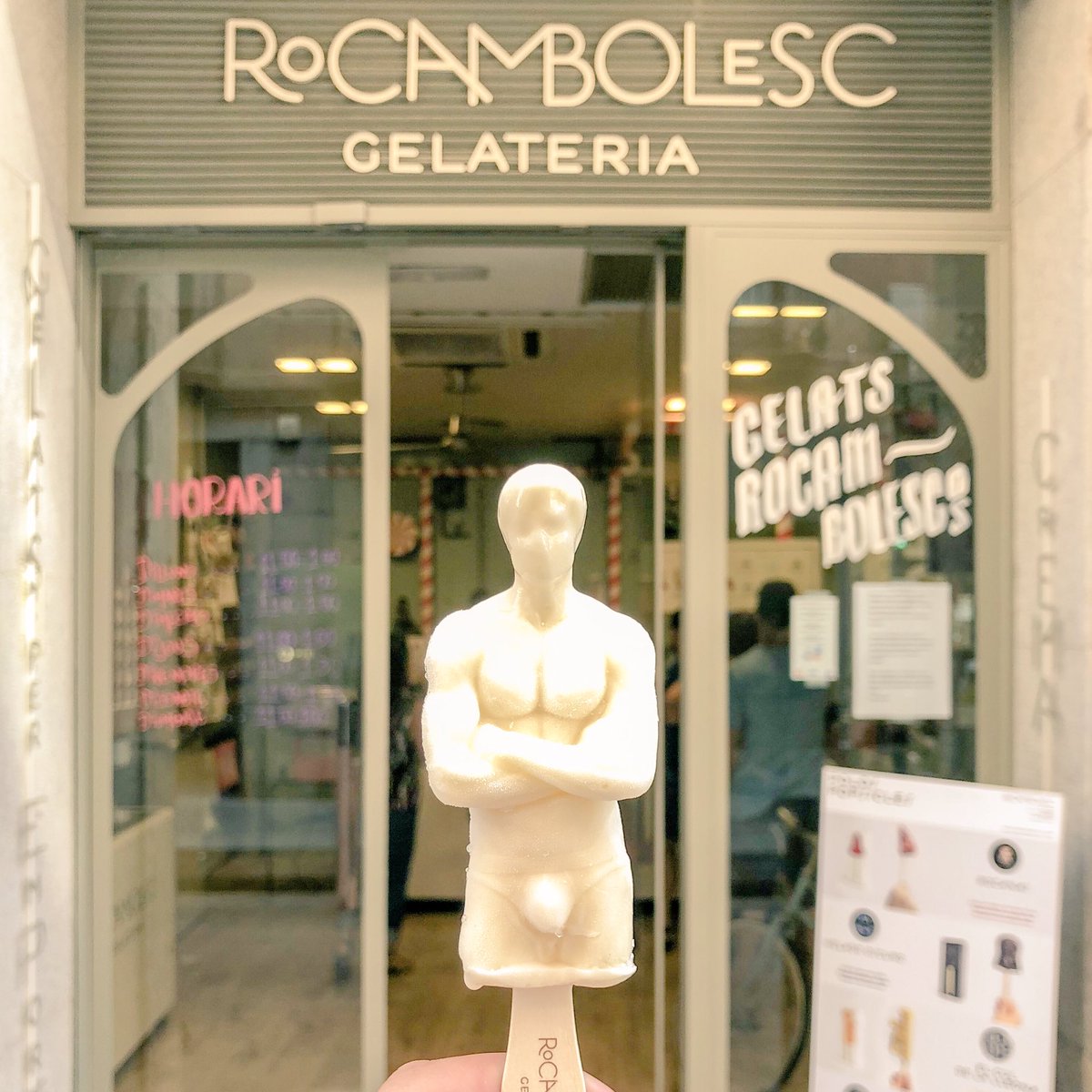 travel_rocks's tweet photo. Ice cream lovers! If you visit Girona, Rocambolesc is a mandatory stop for you. A completely different concept to any ice cream shop in the world and that you can not miss ✨🍦✨ Girona, Spain 🇪🇸 #CookRocks https://t.co/Ze8otfGNDy