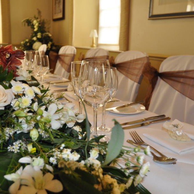 BarnsdaleLodge's tweet photo. Our specialist wedding organisers are on hand, to help make your special day perfect. Contact us at https://t.co/fWJ37Wph4i
#weddingday #wedding #shesaidyes #weddingcake #receptiondrinks #hitched #rutlandwedding #weddingplanner #weddingvenue #barnsdalelodge #yourbigday https://t.co/Bq3zGiO9rH