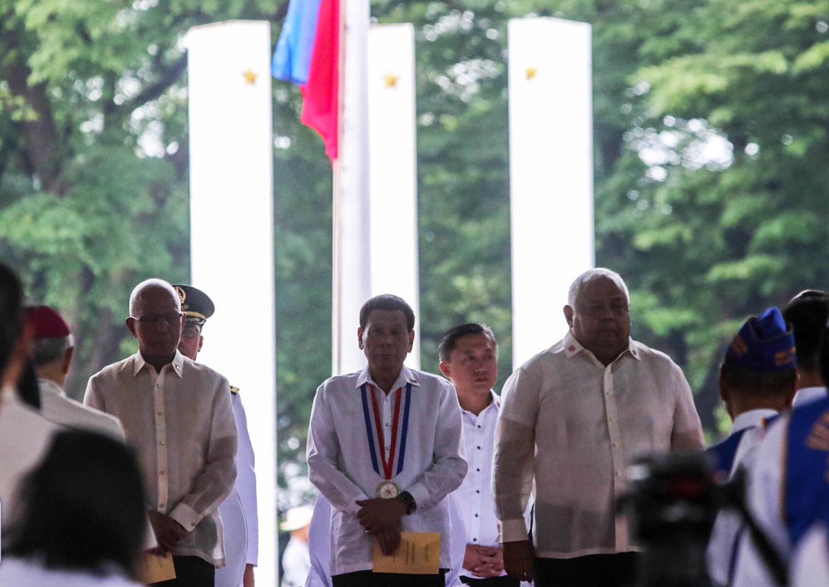 PHNews01's tweet image. President Rodrigo Roa #Duterte leads the commemorative rites honoring the country&apos;s national heroes at the Libingan ng mga Bayani in Taguig City on August 27, 2018.

This day marks the observance of National Heroes Day.

#PartnerForChange
#ComfortableLifeForAll