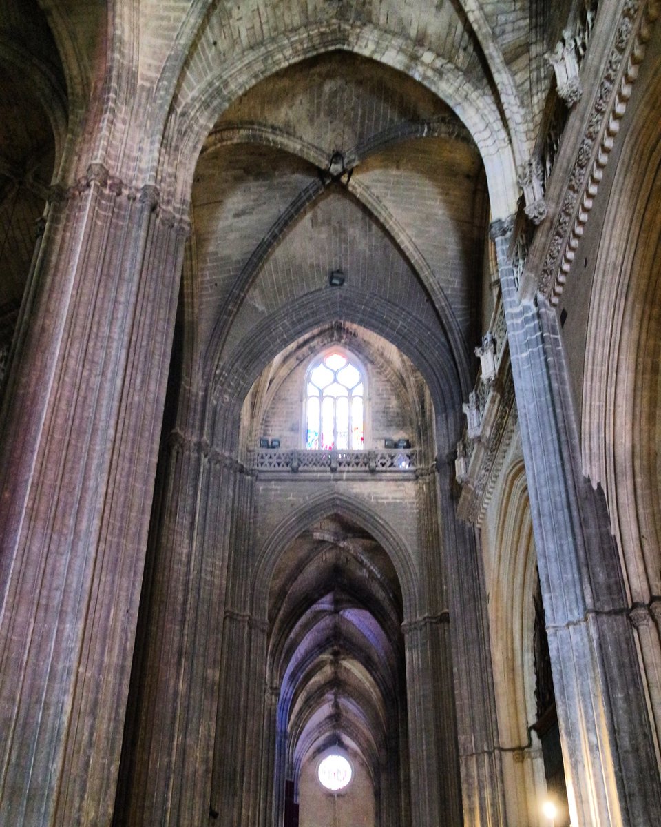 ArtPreo's tweet photo. Beautiful Gothic architecture...https://t.co/LTb8r0SouC
#gothic #GOT7 #ht62018 #architect #churchtoo #Espanyol #Espana #Sevilla #andalusia #GodsMercySitsHere https://t.co/CY5aG7p601