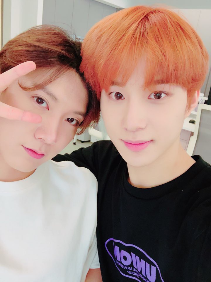 Jungwoo Pics On Twitter Jungwoo S Hair Is Orange 0