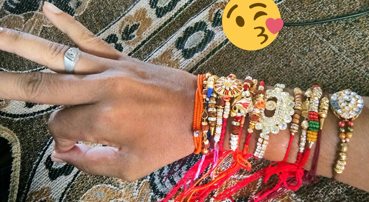 tadvi_prashant's tweet photo. #HappyRakshaBandhan #Dushyant https://t.co/TxC9f5lCac