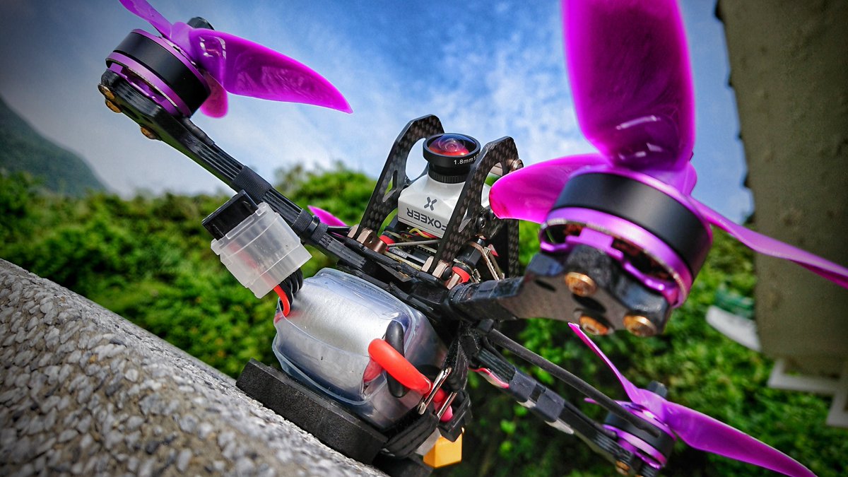 Foxeer_Dalprop's tweet photo. #Foxeer #Falkor 1200TVL G-WDR Cam! Best Freestyle #FPVCam! 16:9! #Racingdrone #dalprop #cyclone #multirotor #quadcopter #kwadbox #rotoriot #campage #lollipop https://t.co/7e8LBXvn6X
