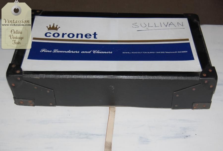 Vintassion's tweet photo. TODAY'S FAVE, Vintage #LaundryBox Coronet Fine Launderers #London ~12"x14"x6", £15 by #onlinevintagefair seller Next Chapter @nextchaptertrad For more photos see > https://t.co/8OjyfMVMm1
Celebrating 5 years of sharing the passion... 😍 https://t.co/itBRN8M6QL