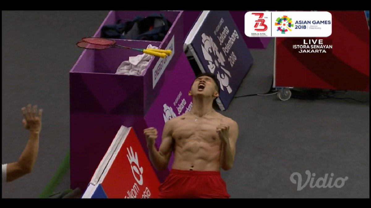 BadmintonTalk's tweet photo. JOJOJOJOJO WOWOWOWOW

#AsianGames2018 https://t.co/q2ucNkLEMt