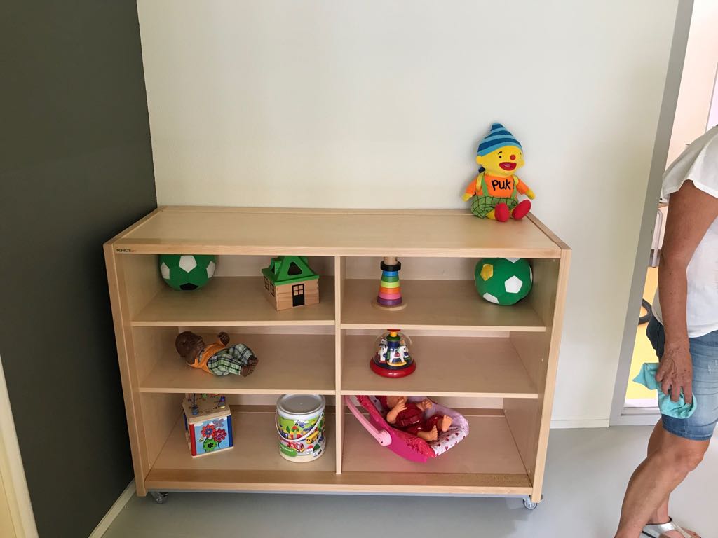 SKOC9's tweet photo. Vandaag start kinderdagverblijf en peuterspeelzaal De Schelf in 's-Gravendeel. Ook de BSO betrekt haar nieuwe ruimte! 
heel veel plezier gewenst #kindcentrum #kinderopvang https://t.co/mSQHlBltuf