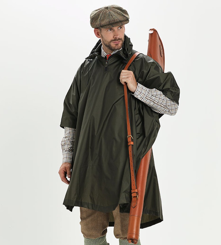 BWeatherill1910's tweet photo. As summer draws in, we are welcoming the colder evenings and occasional showers that refresh our great countryside. The Men’s Field Poncho’s is lightweight, waterproof, and built exclusively for the Field. Loose fitting, protective, and functional; it’s a shooting kit essential. https://t.co/mpPflPVRYl