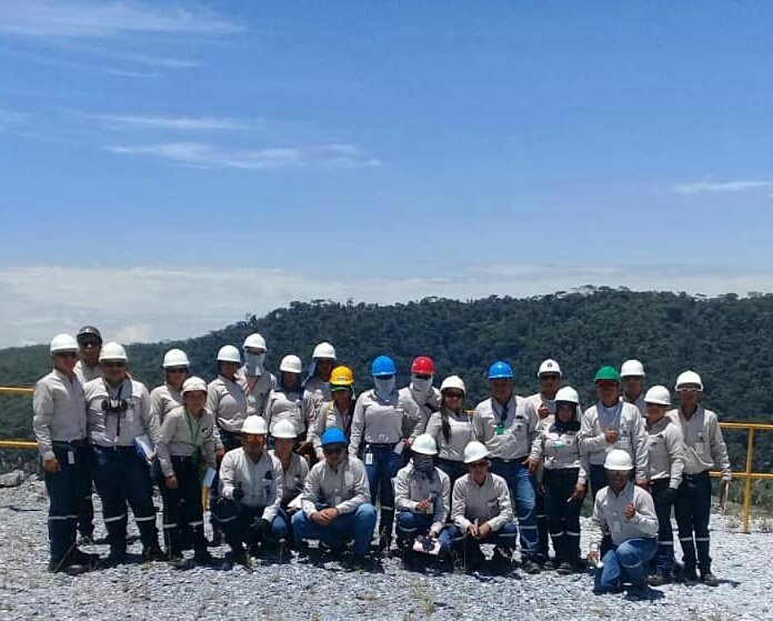 MINERIA6CFMA's tweet photo. #SalidaTecnica2018 #MineriaCieloAbiertoMontelibano #Dia2 #CFMA Gracias #ArgosRioClaro por la atención durante la visita https://t.co/YHffPzLS9D