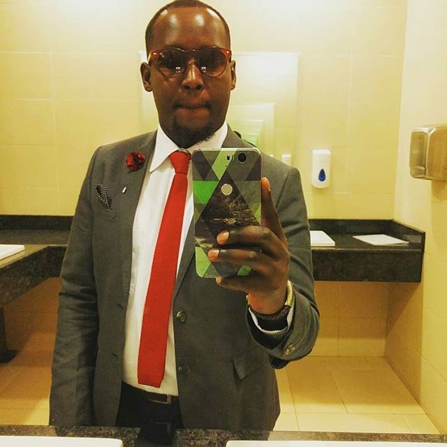 thriftvalley_ke's tweet photo. #TodayInThriftValley Getting into Monday all quintessentially suited. Make it a thing and flow with it!
Red knitted tie available- Ksh 500
#gottalovemondays #mondayvibes #mondayblues #dapperhq #dappergents #fashiongram #instalove #instastyle #instafash… https://t.co/jsLe7fuOBx https://t.co/HLeE80L8UF