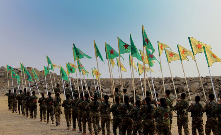 peyamakurd's tweet photo. YPG, Şam gruplarına yönelik saldırıları üstlendi 
 #Batı_Kürdistan #Erfin #rojava #ypg #El_Şam #Feylak_Şam_Grupları  
 https://t.co/YzT60p9ePD https://t.co/jsdIKrIqou