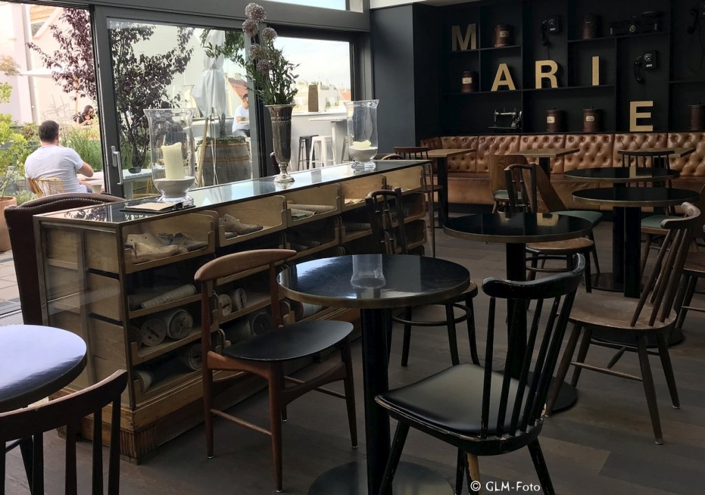 2WonTour's tweet image. Harmonierende Gegensätze
Das Ruby Marie ist etwas anders mit neuartigem Konzept: Harmonie von alt und neu, schlanker Luxus und unkomplizierter Komfort, etwas anders organisiert als konventionelle Hotels. 
Neugierig? Klick dich rein. 2wontour.com/2018/08/27/har…