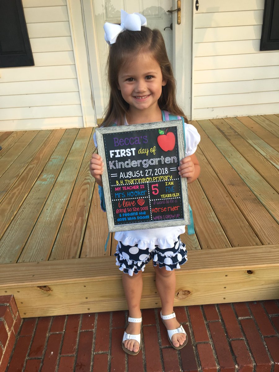 kinibrindle's tweet image. Kid, you’ll move mountains! ~Dr. Seuss 🏔❤️📚✏️🍎 #beccamaebrindle #MAfirstday #MACSawesome #theBHT #kindergartenherewecome