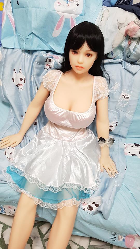 Dressing for sex in Shenzhen