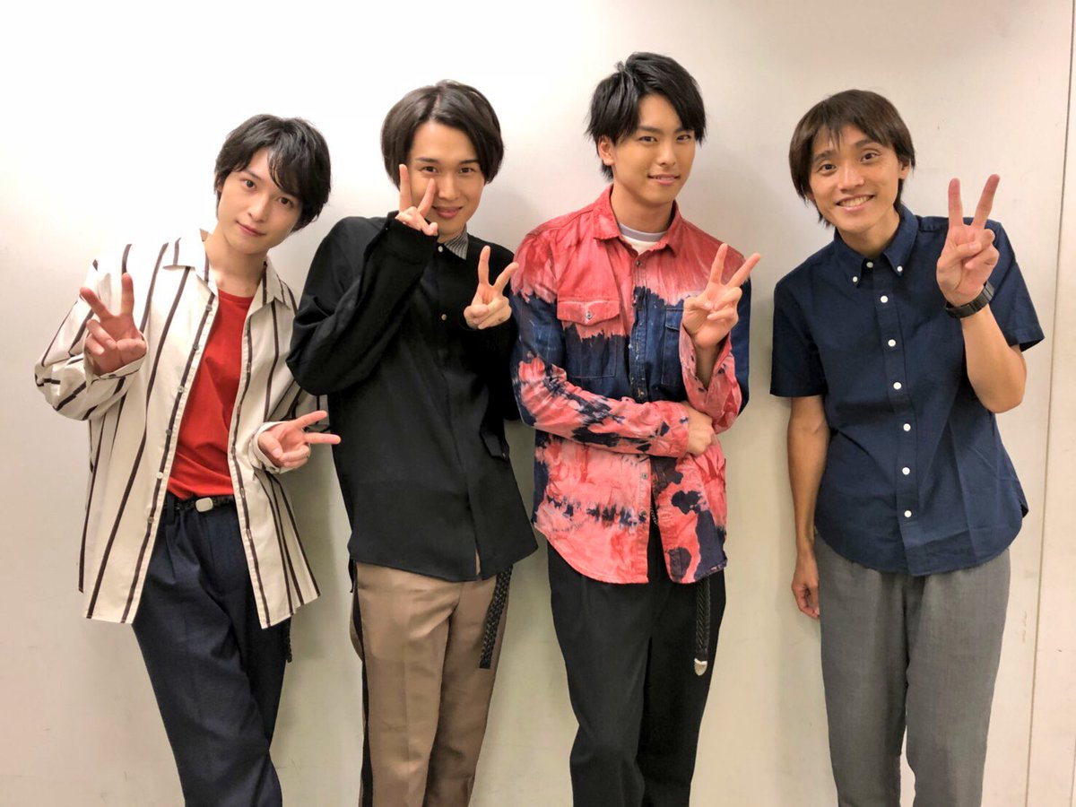 阪本奨悟 在 Twitter 上 こんばんは ミュージカル刀剣乱舞ラジオ 公開収録してきました なかなか珍しい3人でしたが 楽しい収録できました ありがとうございました お楽しみに T Co Uyzwedd7bu Twitter