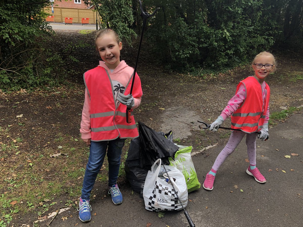 Hello everyone! We are organising another litter collection at Shaw Ridge Primary school <a href="/Shaw_Ridge/">Shaw Ridge</a> on Sunday 2 Sept at 2pm. Everyone welcome!