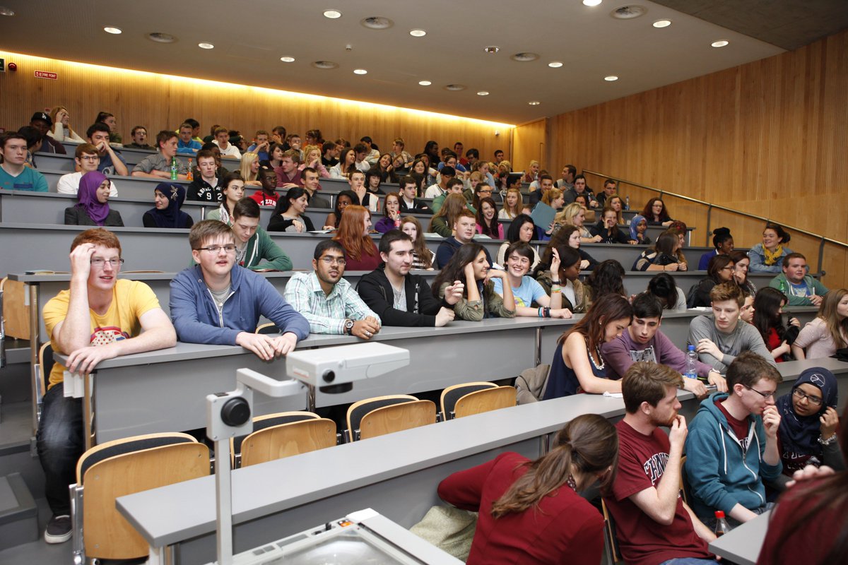 TCDAcadRegistry's tweet photo. Lots of our incoming students are contacting about their invitation to register. You should receive your invite within three weeks! Once you receive it log onto your https://t.co/qoMAOMaMRq portal and complete registration using our guides here:
https://t.co/tyQY1VURtL https://t.co/S2nMtCkchd