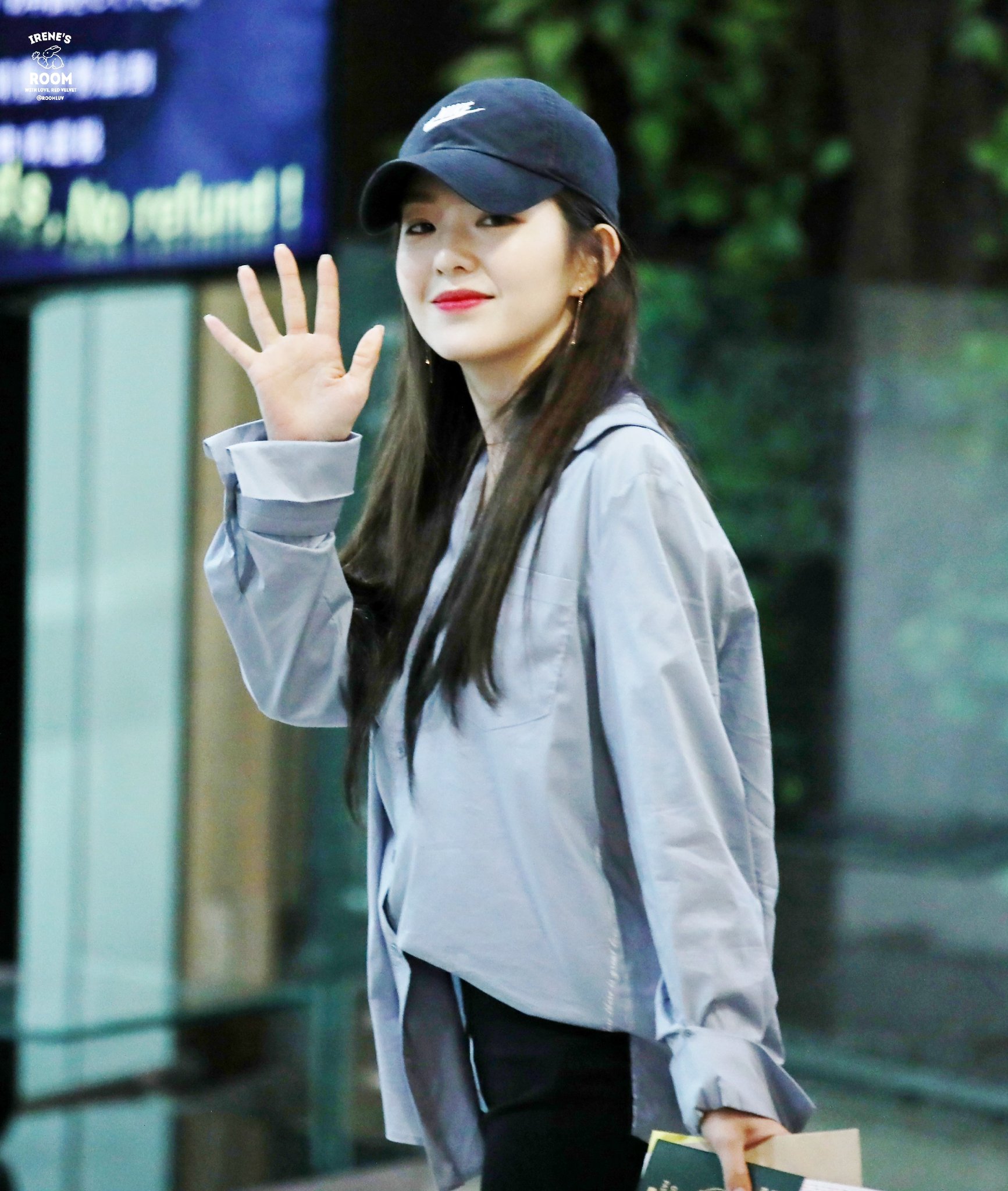 Red Velvet IRENE&SEULGI バンコク限定 キャプ 帽子 maxresdefault.jpg