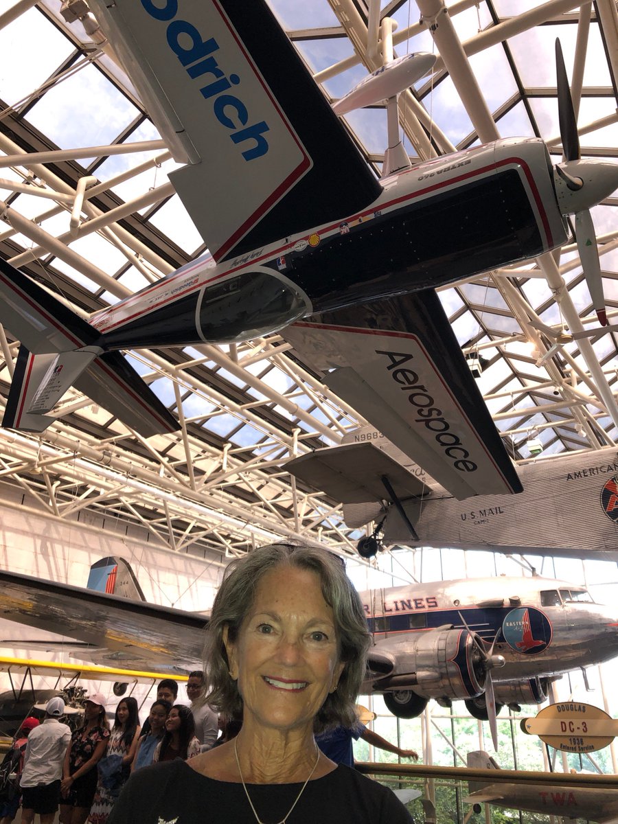 Sofiabluexo's tweet photo. My beautiful cousin, Toni Combs West, standing under the wing of the #extra260 @NASM @airandspace #washingtonDC #theMall #aviation #aviationhistory #aerobatichistory #akro https://t.co/3rJfeR4scN