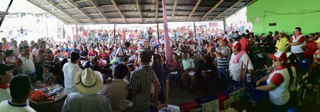 RodrigoMenaR's tweet photo. Cuando ya el Pueblo se cansa de lo mismo, cuando soplan vientos de CAMBIO, cuando nuestros jóvenes se preparan para elegir mejor y luego ser elegidos, Gente Nueva por el CAMBIO #ElCarmenGANA https://t.co/2VMov86Paj