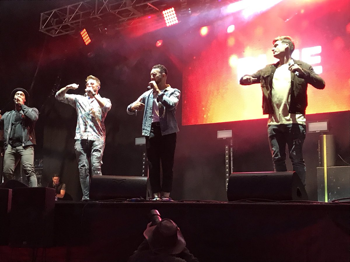40Festivals's tweet photo. #SolihullSummerFest  you smashed it again! Such a well organised friendly festival with top entertainers👍 https://t.co/cLO13GAEY4