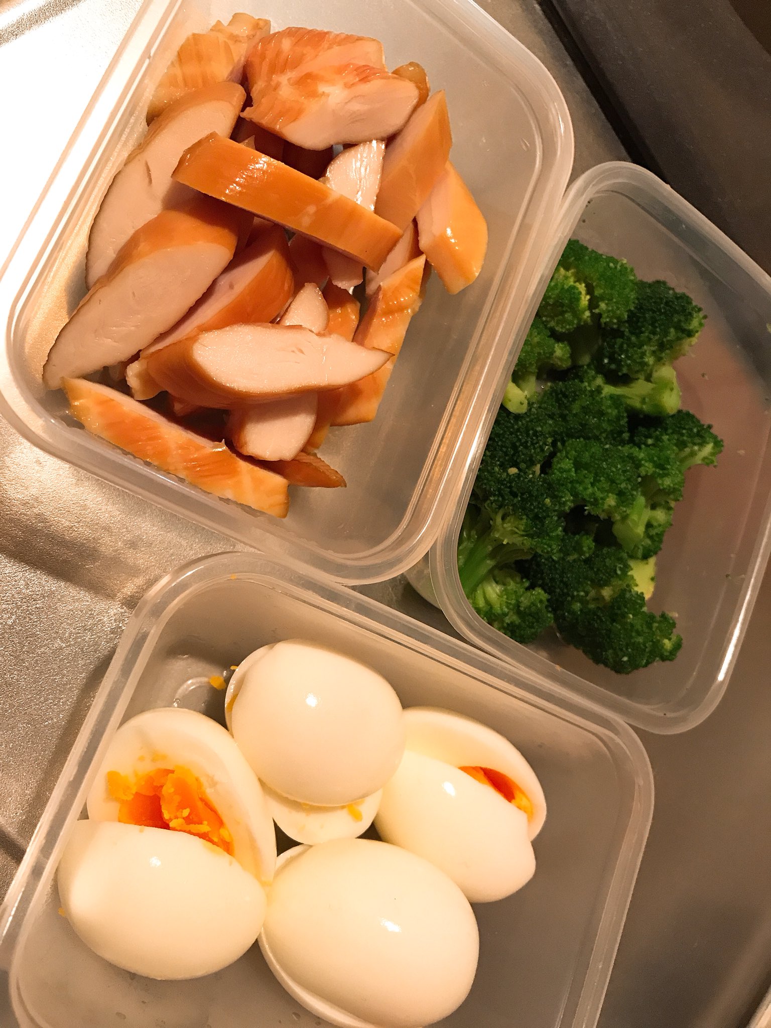 توییتر Rio در توییتر 作り置きおかず O 艸 そしたらボディービルダーの食事みたいになった 笑笑 そこまでは目指してません 引き締めて美ボディになりたい ささみスモーク ゆで卵 ブロッコリー和え 美ボディ ダイエット 看護師シンガー 看護師 ボーカル