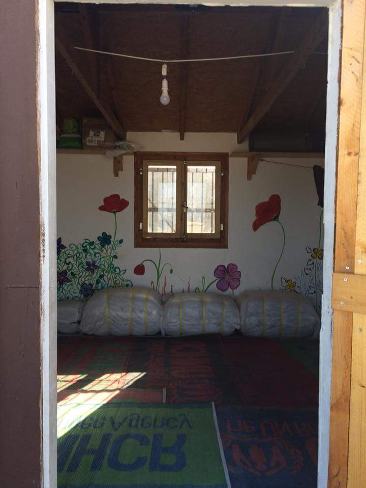 This morning at 5:10am, two unaccompanied 14 year old boys from Afghanistan travelling in a small canoe from Turkey were picked up by Frontex. They were in shock, wet and cold. #Refugees #Chios