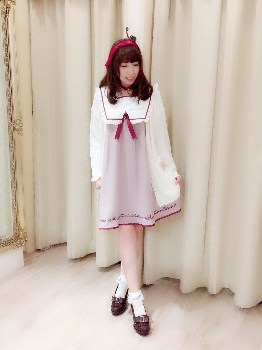 Amavel 池袋店 ゆるふわガーリーコーデ ファーポケロングカーディガンを使った池袋店おすすめコーデ 女の子らしいウサ耳シリーズや猫刺繍ワンピと相性ぴったりです ロングカーデ 6 912 うさ耳ブラウス 6 912 うさ耳スカート Amavel 池袋店 ゆるふわガーリーコーデ ファーポケロングカーディガンを使った池袋店おすすめコーデ 女の子らしいウサ耳シリーズや猫刺繍ワンピと相性ぴったりです ロングカーデ 6 912 うさ耳ブラウス 6 912 うさ耳スカート