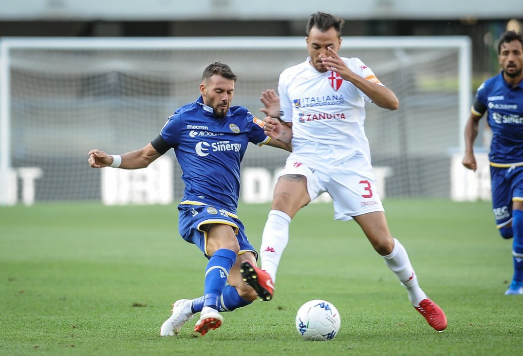 VeronaArb's tweet photo. 📸 | Alberto Almici.
#VeronaPadova 1-1 https://t.co/kslwC899td