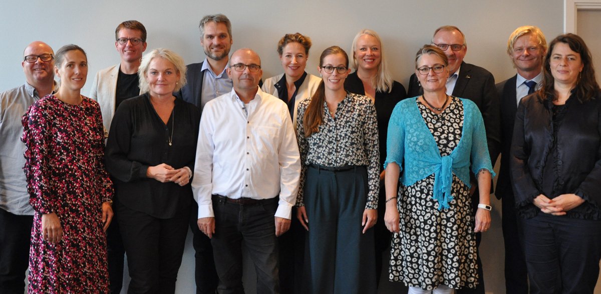 Boerne_Social's tweet image. I dag mødtes Kvalitetsforum for Dagtilbud, der begyndte arbejdet med den styrkede pædagogiske læreplan, som trådte i kraft den 1. juli. Forummet takker alle parter for samarbejdet om læreplanen og glæder sig til at se den udfolde sig i danske dagtilbud. #dkpæd #bhvchat