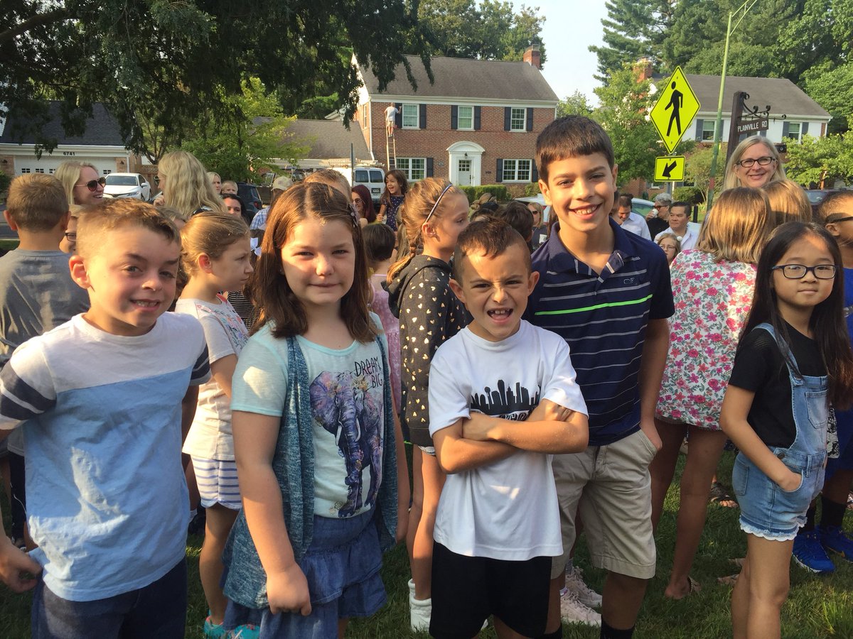 brich_ms's tweet photo. Ready for our first full week together! #MEfamilytree https://t.co/pbzRfBETer