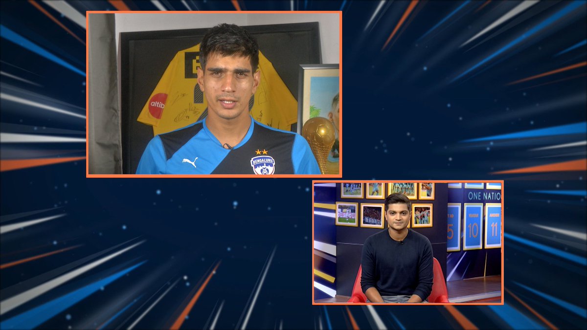 thukraltales's tweet photo. the true spirit of #FootballUnited showcased as fans shed their rivalries and come together to stand for Kerala
@GurpreetGK @jejefanai &amp; John @JohnGregory77 &amp; a host of others joined us for the same
on @StarSportsIndia 1&amp; 2 all week 
 @StarFootball #allforkerala #fusayso https://t.co/DPgt0Gk7qQ
