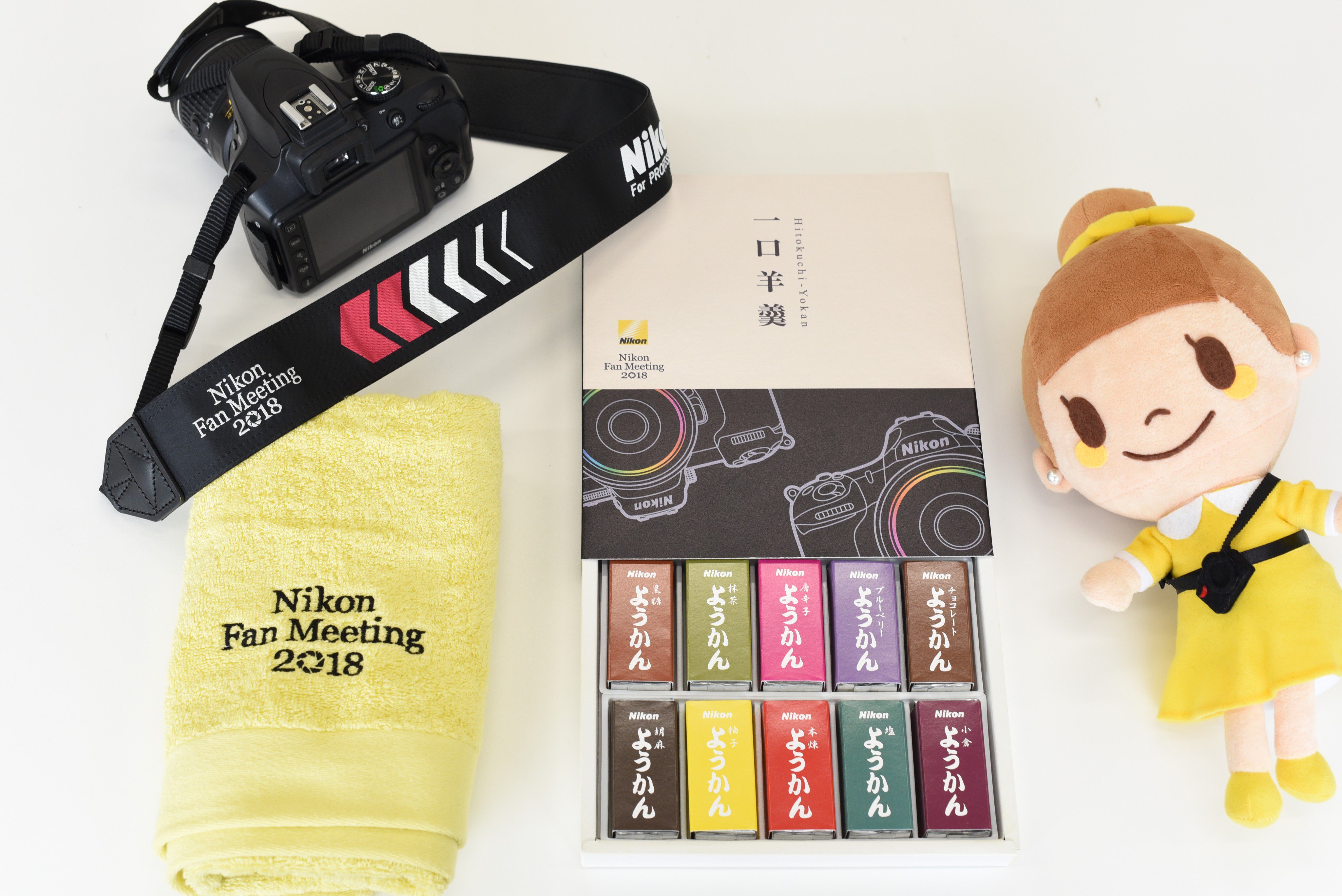 ニコンちゃん ニコンファンミーティング 限定グッズ 今日は3点ご紹介 ๐ ᴗ ๐ こちら ファンミーティング限定カメラ ストラップ フェイスタオル 一口ようかん ストラップのカラーはレッドでおしゃれだよ 詳細 T Co Svc6ghggf1 現金