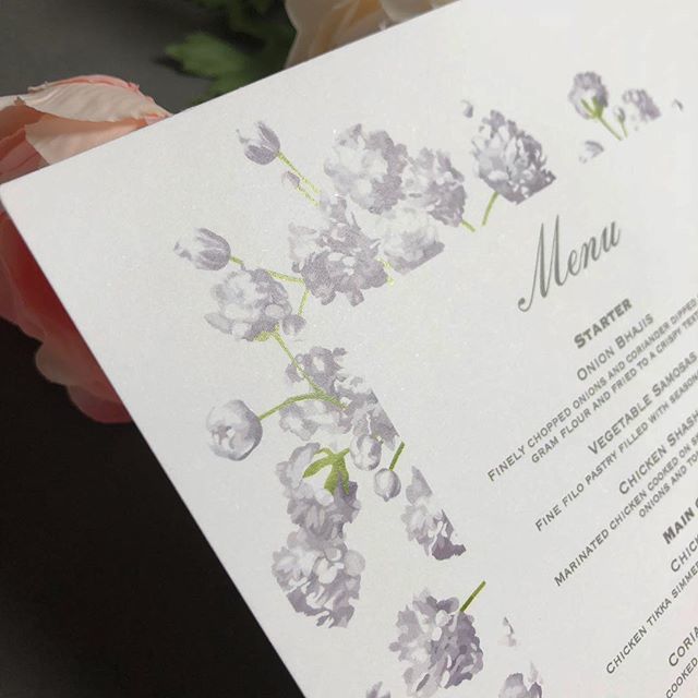 GeeBrothers's tweet image. Beautiful digitally printed menu....so pretty!
.
.
.
.
#luxurymenu #menu #weddingmenu #weddinginspo #floralmenu #weddingstyle #weddingtheme #greyfloral #floraltheme #digitalprinting #indianmenu #eventstyling #weddingplanner #floralborder ift.tt/2NmIPGx
