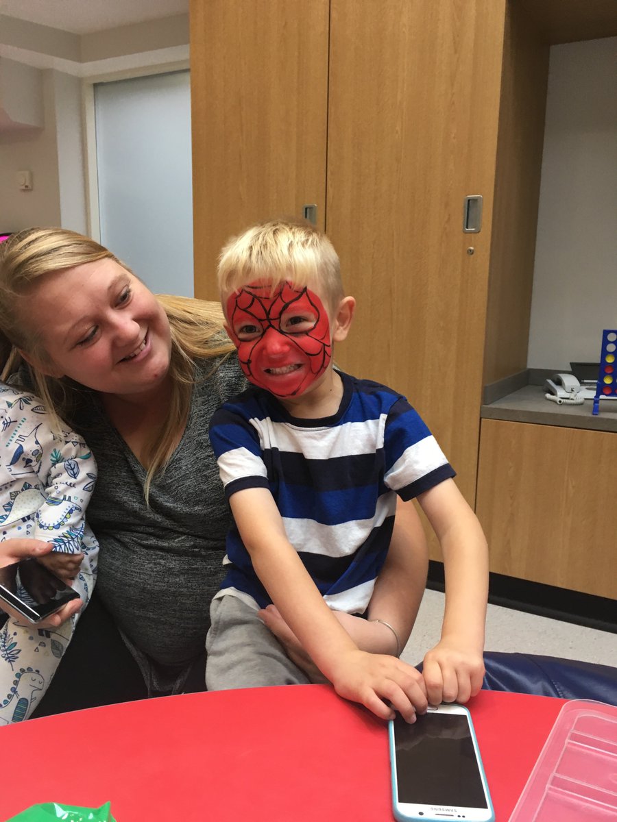 CHUFOfficial's tweet photo. One day a week, CHUF funds #MakeMeSparkle to visit the Children’s Heart Unit at the Freeman Hospital to pamper the children with face painting and glitter tattoos which they've thoroughly enjoyed during the summer holidays, check out some of these amazing pictures! ❤️✨ https://t.co/lwZf8EkB3c