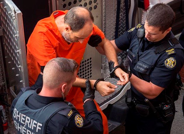 Man charged in Fredericton shootings appears in provincial court: bit.ly/2BQncNv https://t.co/usiNWvn2eZ