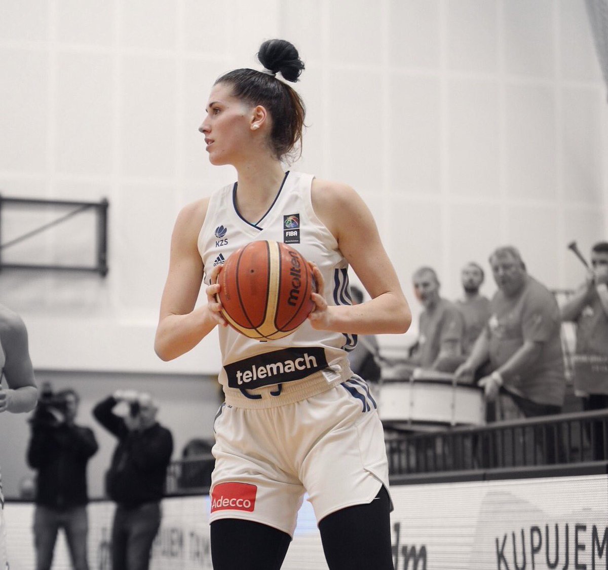 Eva Lisec tweet media