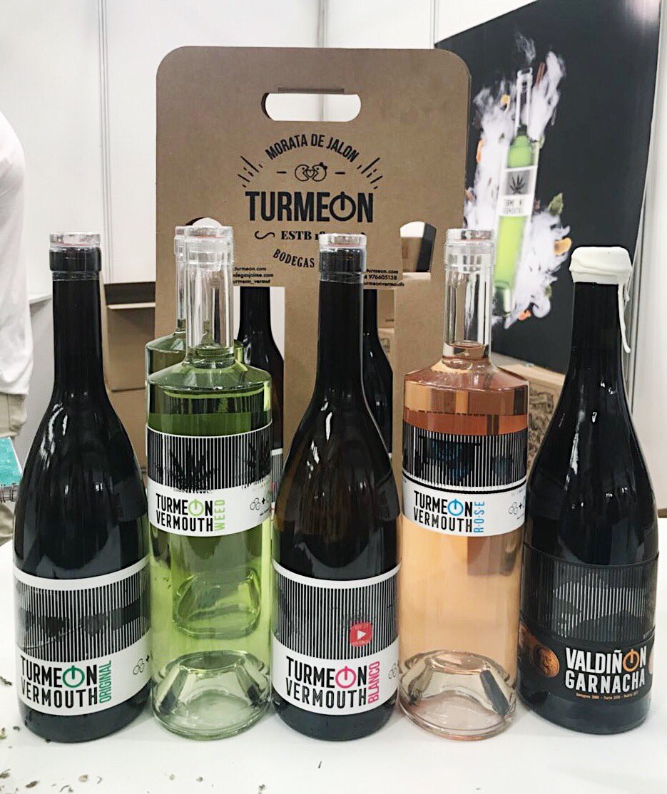 Turmeon_Vermut's tweet photo. Este finde hemos estado en @feriabarbastro. Para nosotros es una gran forma de dar a conocer nuestros vermuts y nuestra pequeña bodega familiar, por eso podrás encontrarnos en diferentes ferias nacionales e internacionales. Os iremos avisando de próximas ferias 😃 #BodegasJaime https://t.co/K2It7jUhdE