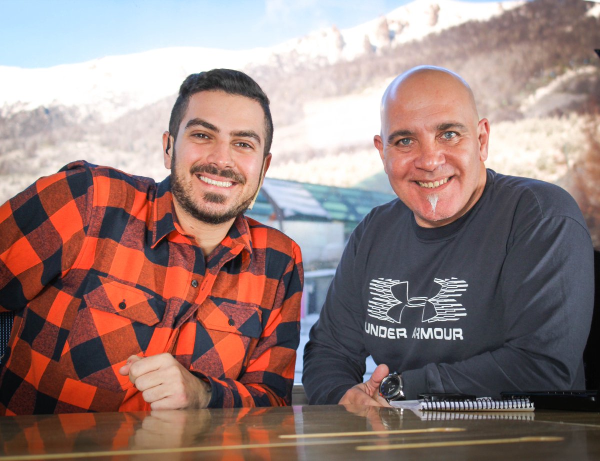 winterchannel's tweet photo. #BuenLunes a todos los fanáticos de la nieve!! A las 9:00, arrancamos la semana con toda la información de la montaña en Desayuno de Campeones! Los esperamos por #WinterChannel! 🚡🗻 https://t.co/D16PhHa7gh