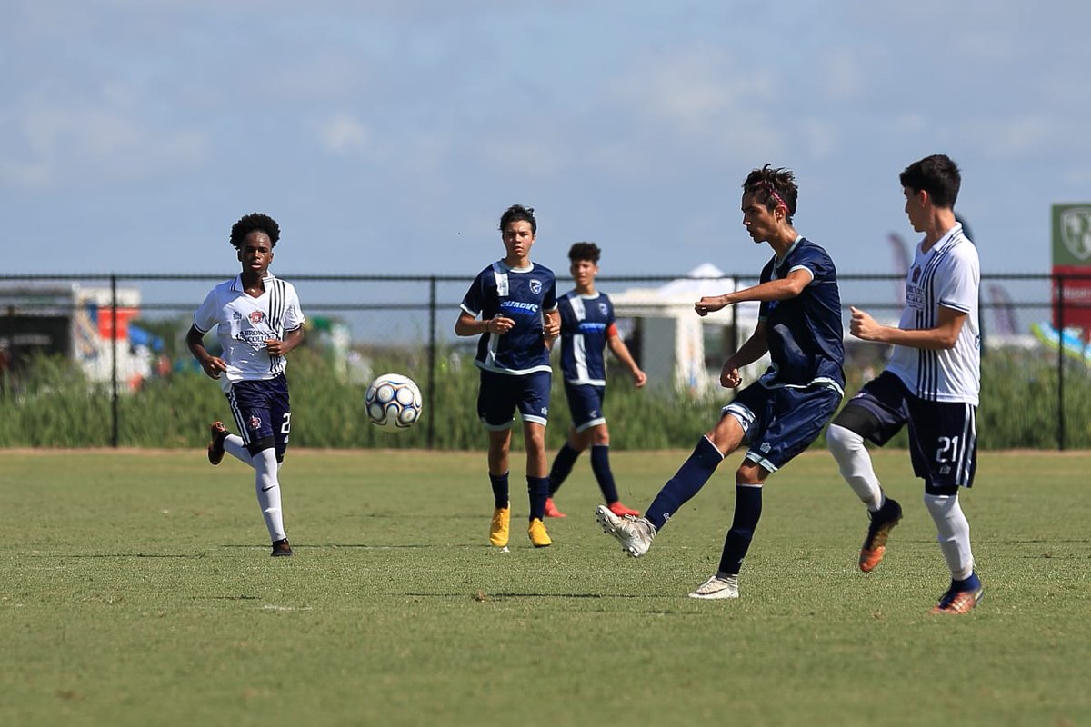 daviesharks's tweet image. 2001 Boys Blue had a great opening #FSPL weekend drawing 0-0 and winning 2-0 @FYSASoccer #SharkNation