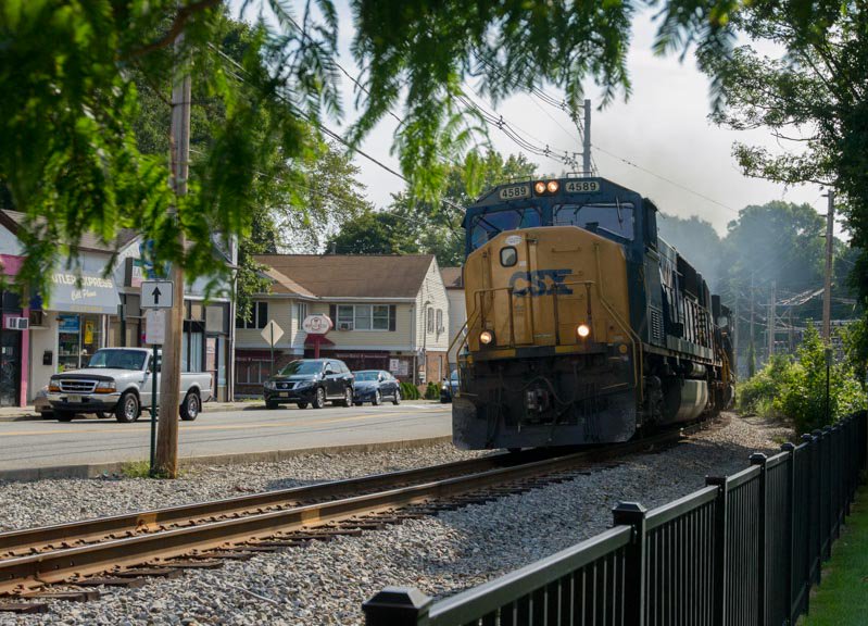 asbestoslung's tweet photo. Saturday's #SU99 gives us a rare weekend westbound on the #susquehanna #NYSW

#railfan #railroadphotography #railfans #railways #railroads #railroad #foamers #iliketrains #csx https://t.co/4xfFawC4J1