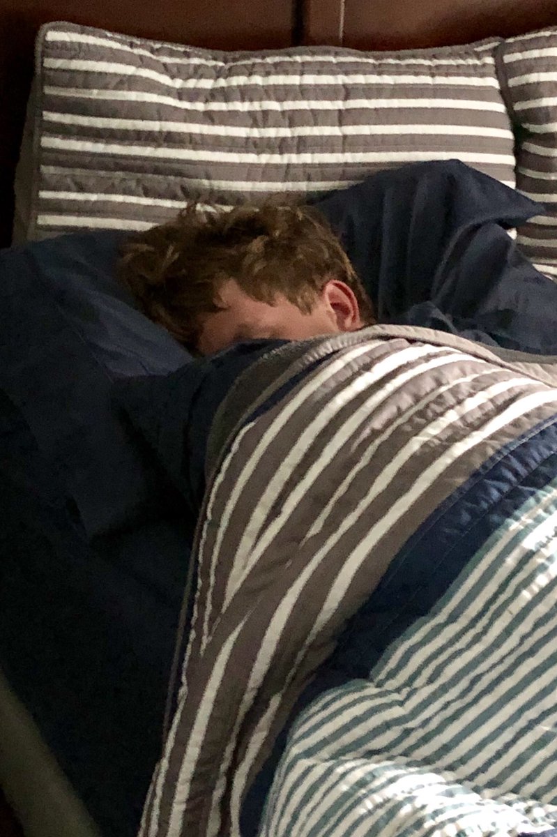 angeldorsett's tweet image. When you’re riding to school with your neighbor/friend because your brother’s first period is a college class that doesn’t start until mid-September... #MAfirstday