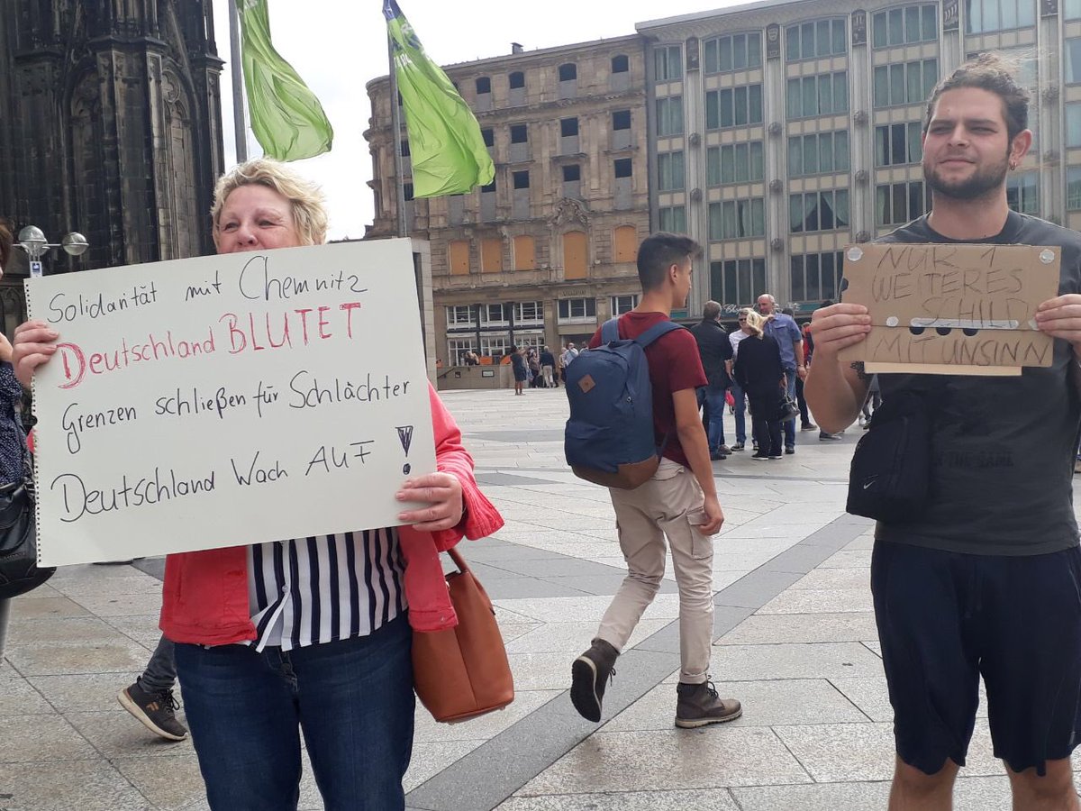 Sie stand da so alleine, da hab ich mich dazu gestellt.