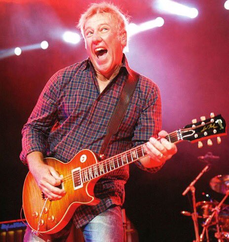 Happy birthday to Alex Lifeson !!! 