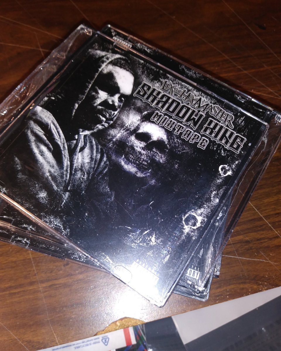 lexthehexmaster's tweet photo. Yall Been waitijg and asking for It!! Now you can officially hit up @twiztidshop and grab The hottest mixtape of the year. That #shadowking is available now!!! #shadowarmy #eastcoastjuggalos #majikninjaentertainment #newunderground https://t.co/HfQaiWIWag