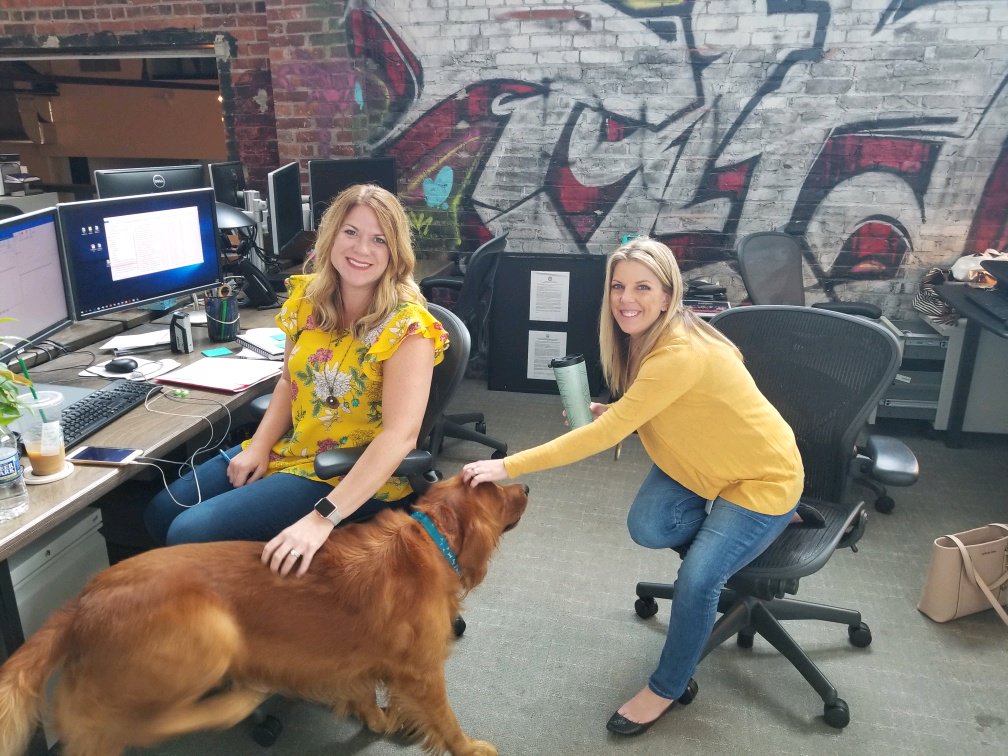 GenscapeCareers's tweet photo. Tough day back in the office? Cheer up with a picture of our friendly, #louisville based HR team welcoming a visitor to the office... https://t.co/YzCaHInQCV