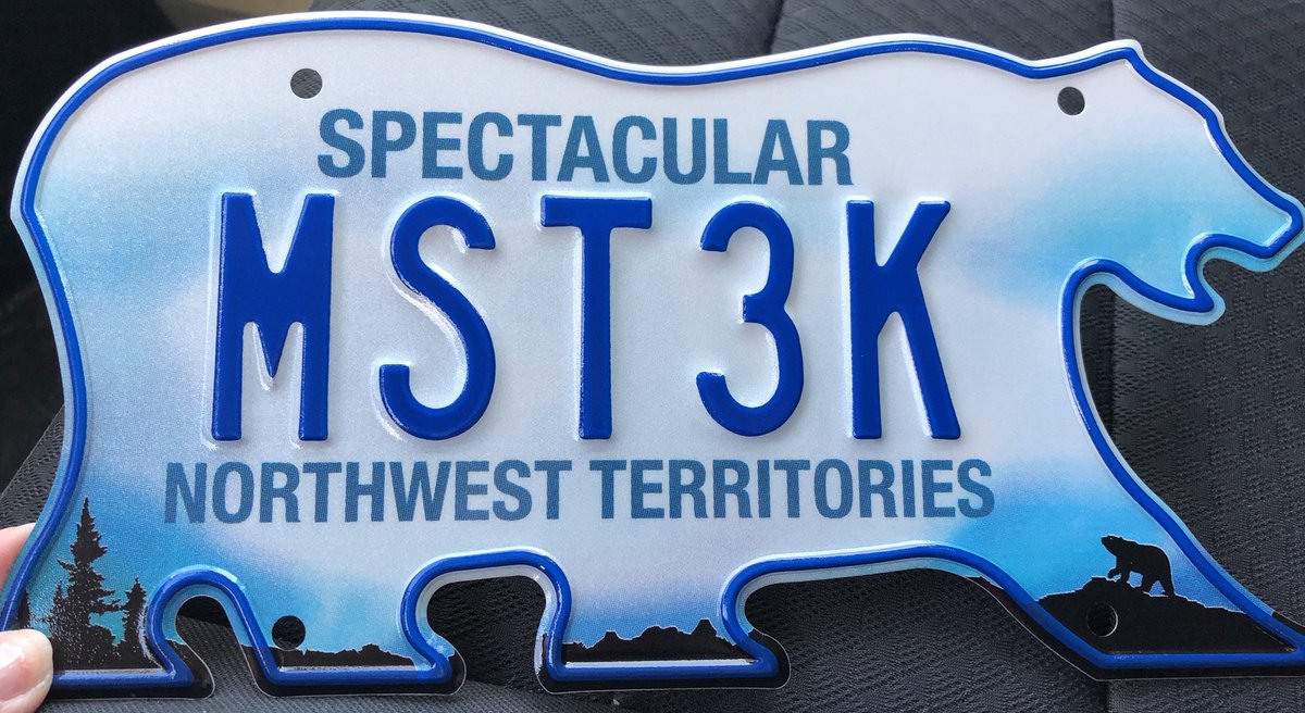 softnshiny's tweet image. I had to show you this @JoelGHodgson because it was a life goal.#mst3k has been important to me since I was a teenager.Proud #mstie here in #spectacularnwt #mylicenseplateisapolarbear #webroughtbackmst3k #lifegoals