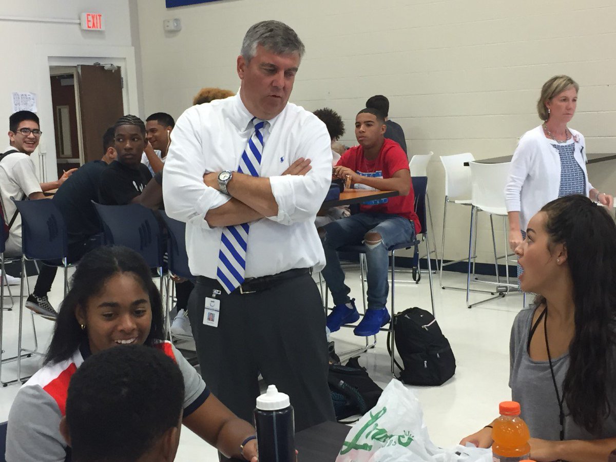 GCSchoolsNC's tweet photo. It's lunchtime at Ragsdale High! #GCSFirstDay2018 @scontrerasGCS https://t.co/E3CSIt5hjs