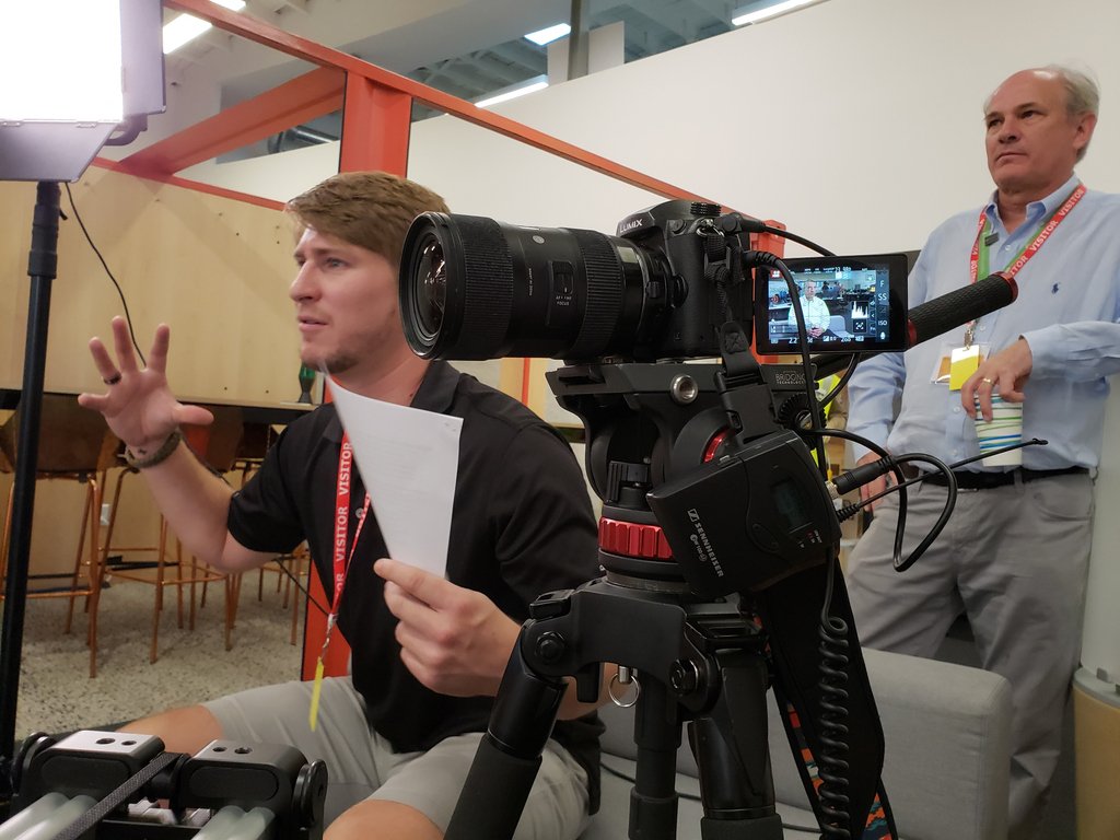 TheEvokeGroup's tweet photo. A BTS shots on-set with Ameren, UMSL, and Capital Innovators for the 2018 Ameren Accelerator! 
#evokethem #video #videoproduction #videomarketing #digitalagency #agencylife #powerofvideo https://t.co/VchTA3IhEV